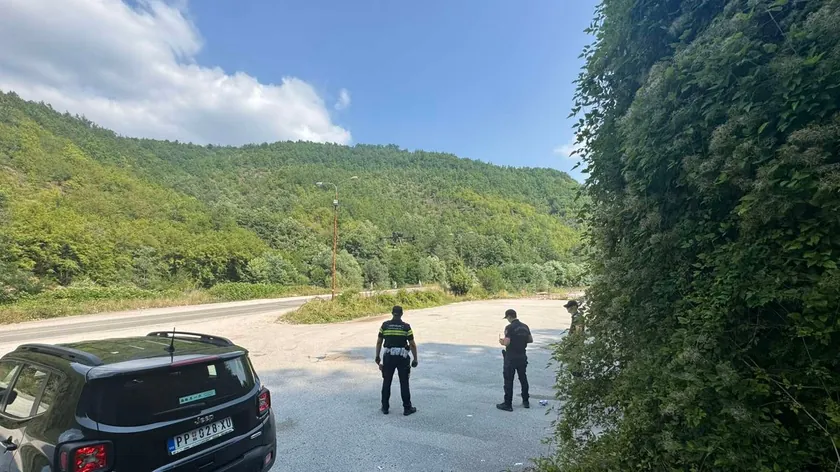 Sırbistan'da dronlar trafik kontrolünde kullanılıyor.