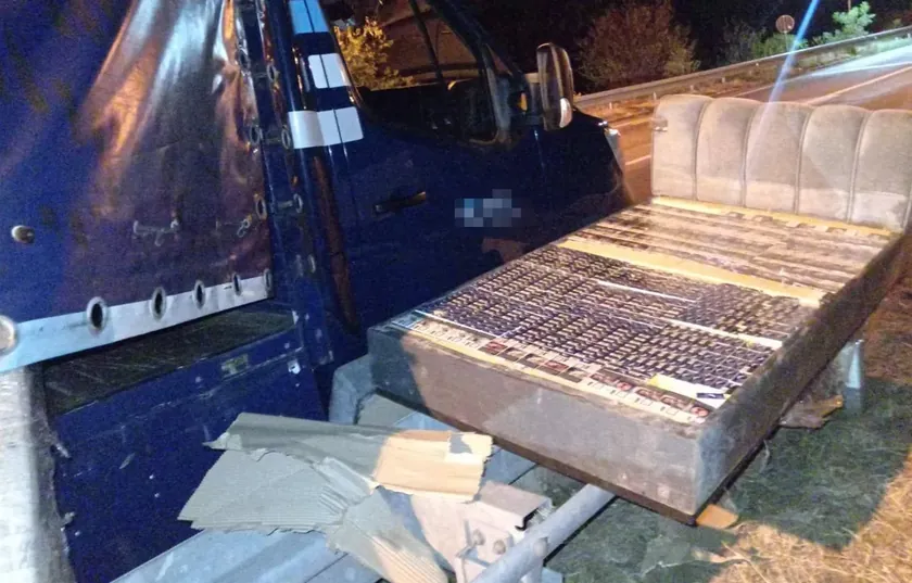 Sırbistan'da gran sınırında 3.000'den fazla sigara kutusu bulundu.