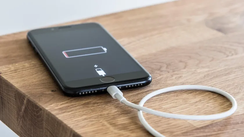 Telefon bataryası hızla tükeniyorsa sorun genellikle bataryanın kendisinde değil