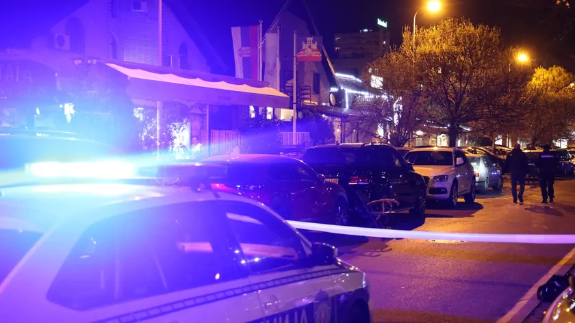 Sırbistan'ın Zemun Bölgesinde Silahlı Saldırı Bir Kişi Yaralandı Hastaneye Kaldırıldı