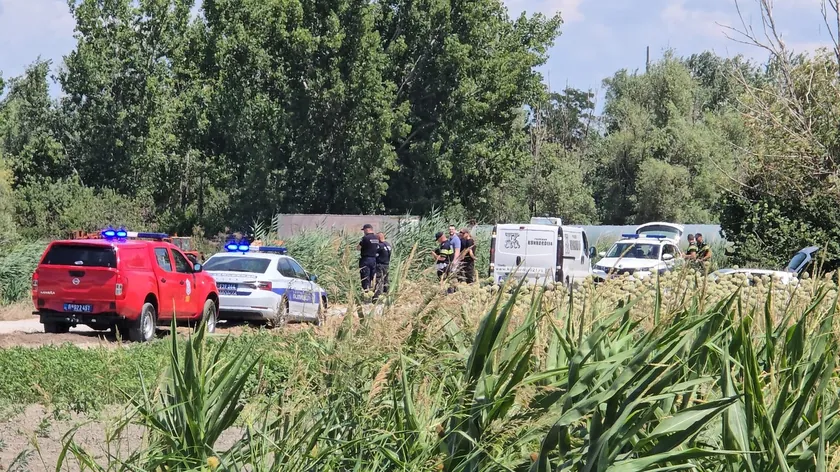 Sırbistan'ın Novograda'da meydana gelen ağır trafik kazasında üç kişi hayatını kaybetti.