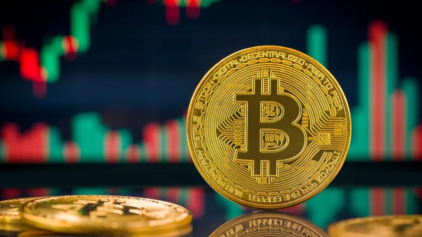 ABD Başkanı Trump İran ile ateşkesi duyurdu Bitcoin iki saatte 72.700 doları aştı