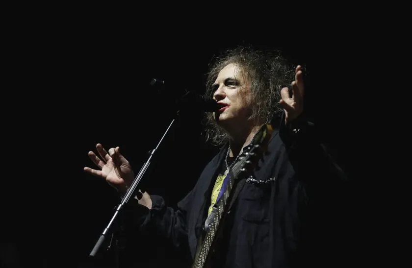 The Cure grubunun bir şarkısında yapılan bir hata nasıl en iyi şarkılardan biri haline geldi Şarkıyı seven nesillerin dinlediği müzik