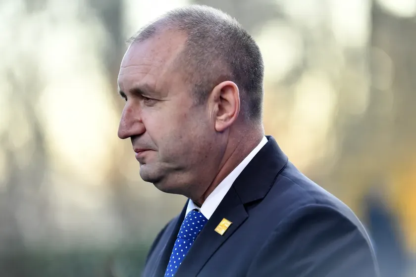 Bulgaristan Başbakanı Rumen Radev, Ukrayna'ya askeri yardımın devamına karşı çıkan Orta Avrupa ülkeleri bloğu oluşturmak istiyor.