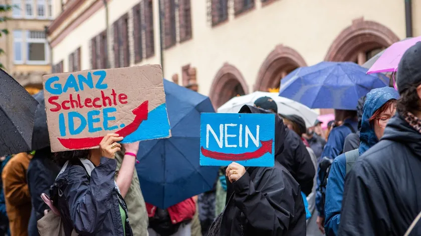 AfD Partisi Saksonya-Anhalt Bölgesinde Zaferin Yakınında