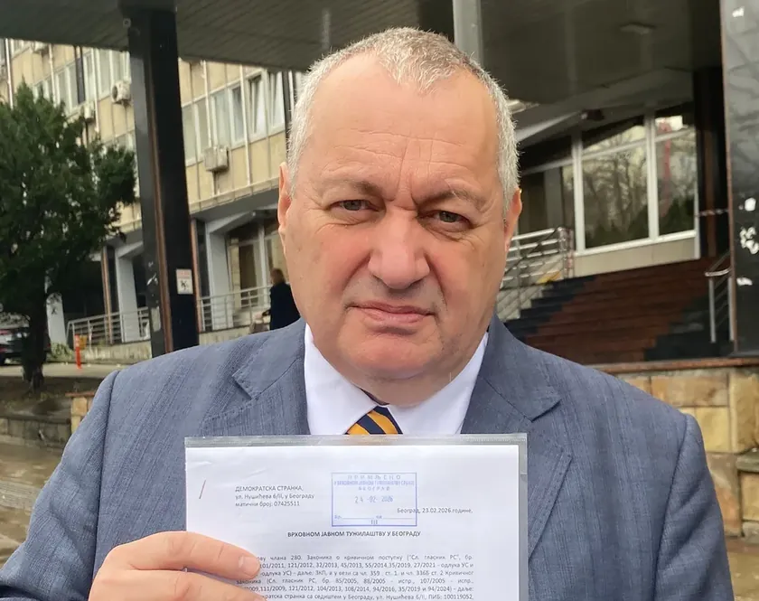 Sırbistan'da Bor Belediye Başkanı'nın tutuklanmaması nedeniyle UKP hakkında suç duyurusu