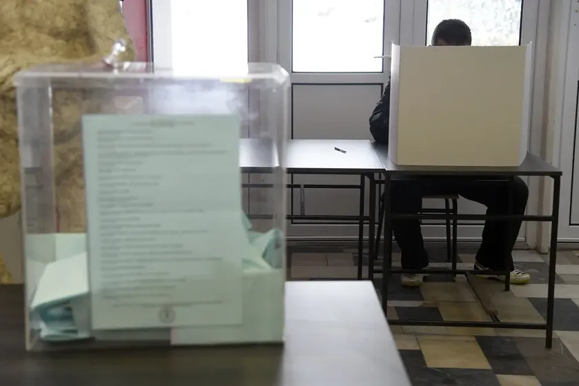 Sırbistan'da yeni oylama panellerinin maliyeti 700 milyon dinar olarak belirlendi.