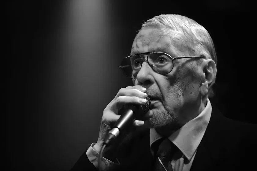 Legendarni Hırvat müzisyeni Stjepan Džimi Stanić hayatını kaybetti.