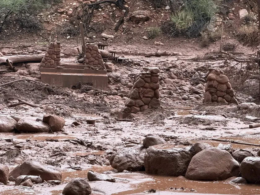 Bujica Velik Kanjonda'da ABD'de turistleri etkiliyor En az bir kişi hayatını kaybetti, 15 kişi kayıp oldu