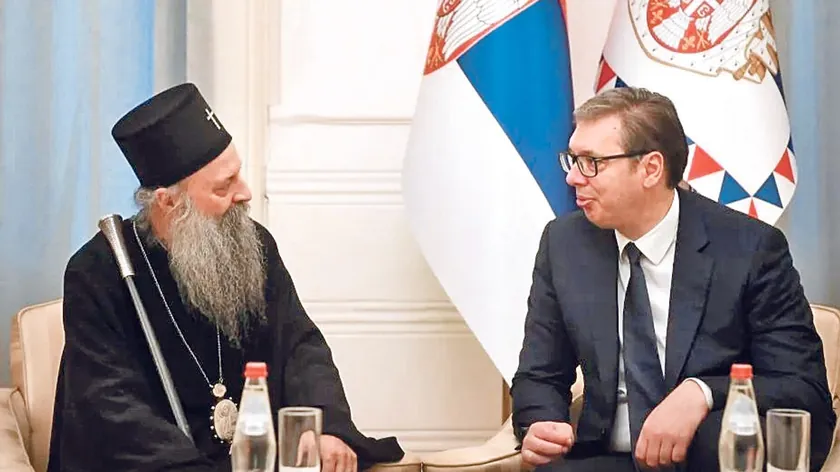 Sırbistan Cumhurbaşkanı Vučić, Paskalya mesajında patriğe istikrar çağrısı yaptı
