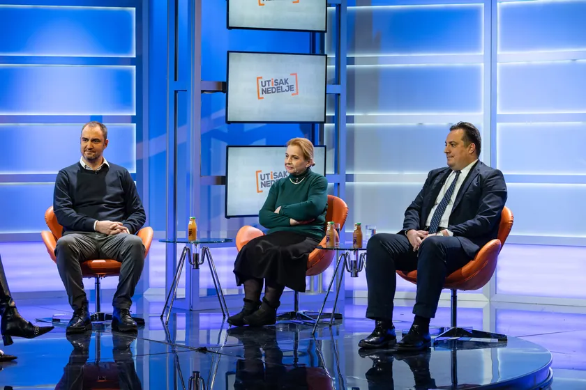 Güney Amerika'daki Venezuela Krizi ve Uluslararası Hukuk Üzerine Tartışmalar