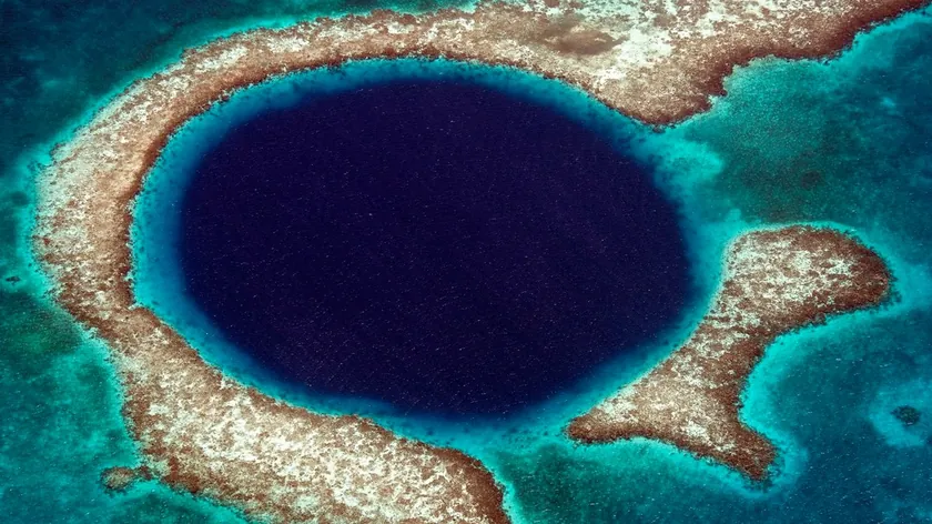 Belize'deki Mavi Delik'ten Gelen Alarm: Karayipler'de Fırtına Aktivitesi Rekor Kırıyor