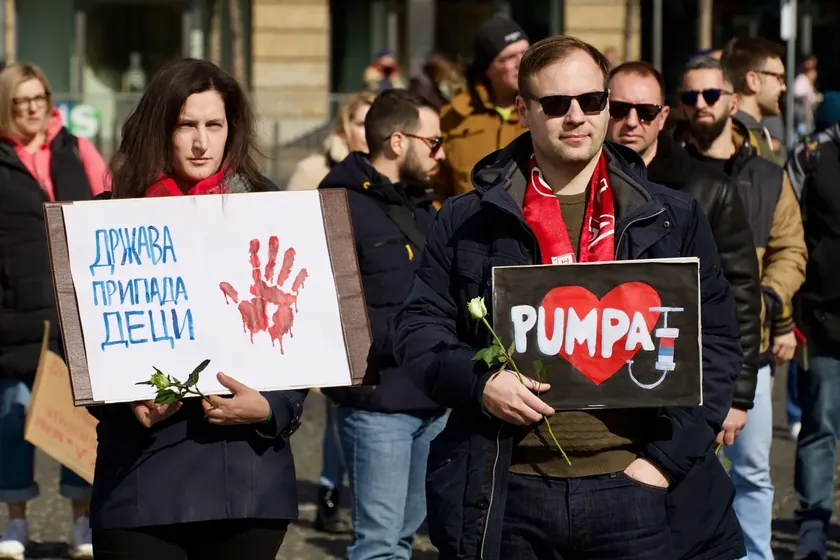 Sırbistan öğrenci hareketi temsilcileri Berlin'de Moskova'dan tavsiye almayacaklarını vurguladı.