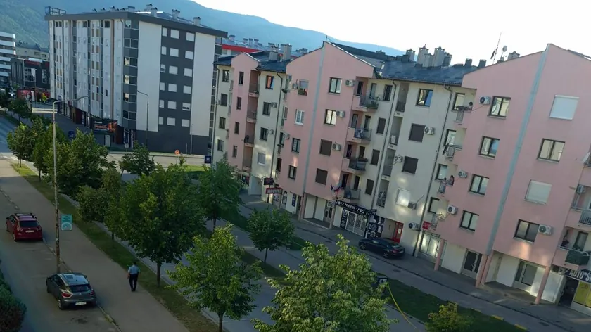 Kosta Pandurević'e Doğu Saraybosna'da bir silahlı saldırıda yaralandığı bildirildi.