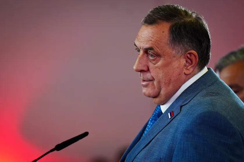 Milorad Dodik'un annesi Mira Dodik vefat etti, Dodik sosyal medyadan paylaştı