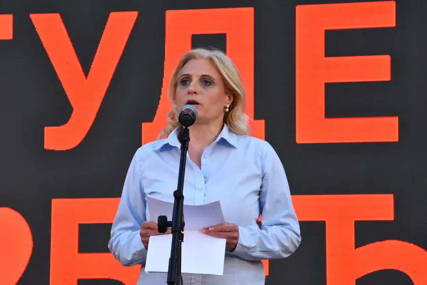Sırp avukat ve eski milletvekili Jelena Pavlović'in Nova.rs portalında yayınlanan metneyle ilgili açıklaması.
