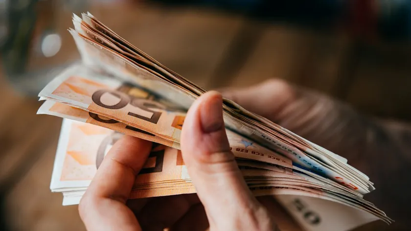 Holandsalı teknoloji devi ASML, 20.000 euroya kadar bonus verecek!