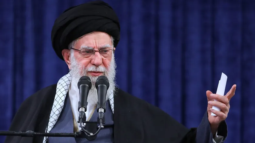 İran dini liderinin yakın çalışma arkadaşı Hamney'e saldırı sonrası intikam yemini etti