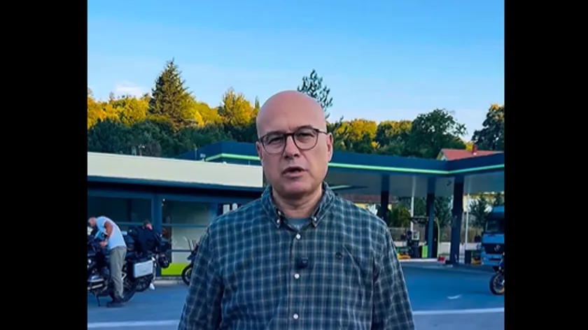 Sırbistan Cumhurbaşkanı Yardımcısı Miloš Vučević, Mrkonjić Grad'daki Anıt Odanı ziyaret etti.