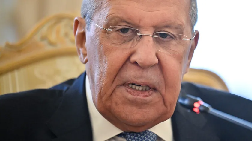 Lavrov, Avrupa'ya Rusya'ya karşı saldırı durumunda çok kısa bir savaş olacağını söyledi.