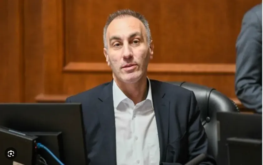 Kuzey Makedonya Üsküp Mahkemesi Eski Başbakan Yardımcısına Ev Hapsi Kararı Aldı