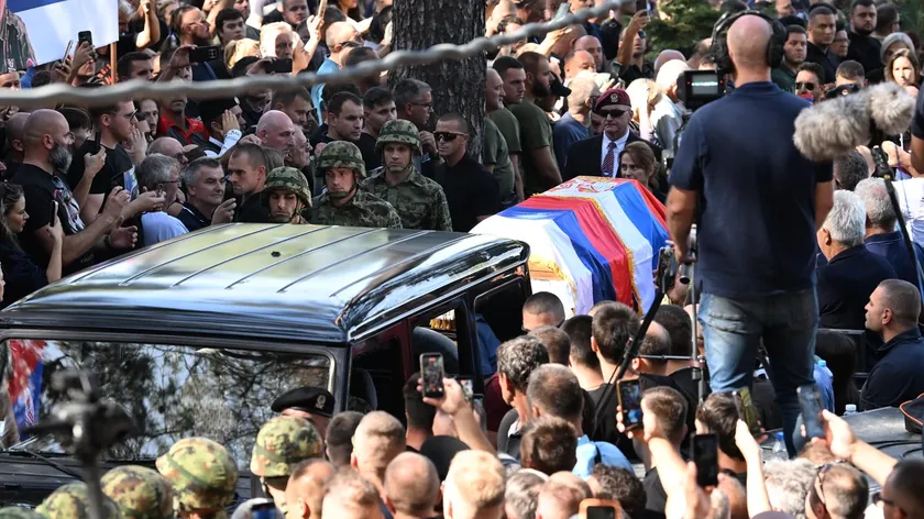 Ratko Mladić'in Topčiderski Mezarlığı'nda en yüksek askeri onurla defnedilmesi.