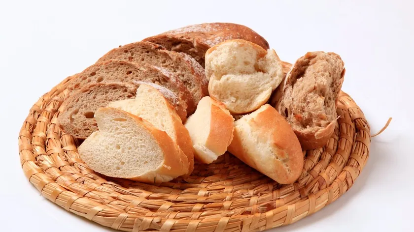 Eski Bir Yöntem: Ekmeğin Duvar ve Mutfak Lekelerini Temizlemedeki Gücü Ortaya Çıktı