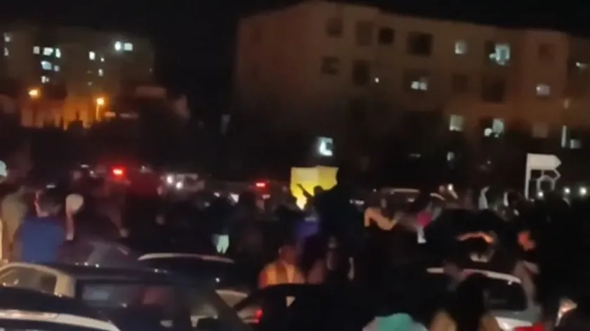 İran Yüksek Lideri Hamaney'in Ölümü Sonrası Ülkede Yas Ve Kutlamalar Yaşanıyor