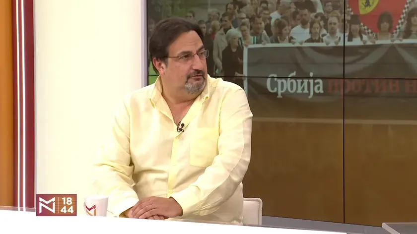 Sırbistan'da Movsesijan, Novi Sad'daki şiddet sonrası krizin çözümünün seçimler olduğunu kaydetti.