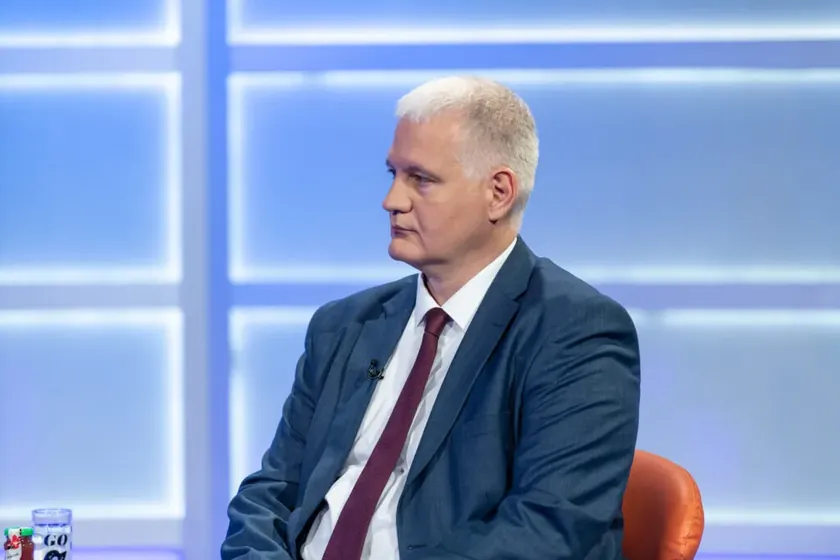 Sırbistan'da muhalefet liderinden seçimlere tek cephe üç sütun halinde girilmesi önerisi