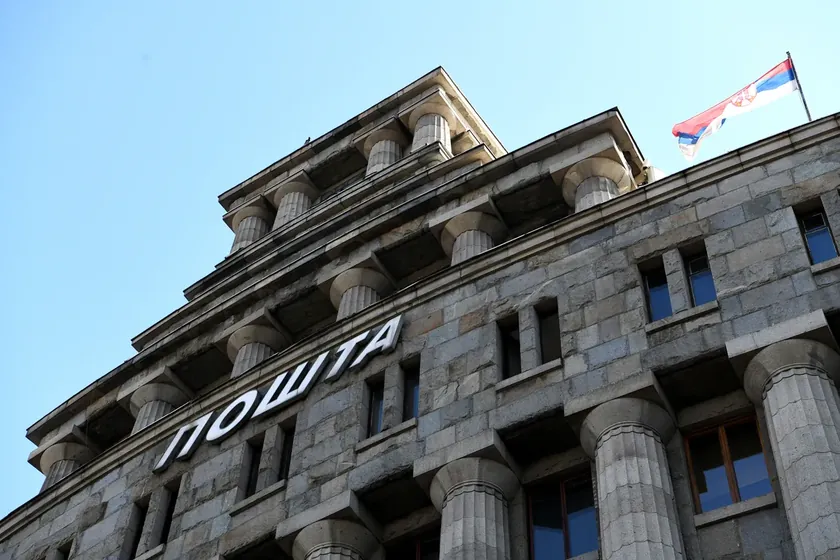Poşta Sırbistan 1 Eylül'den itibaren araçları kamu ihaleleriyle satacak.