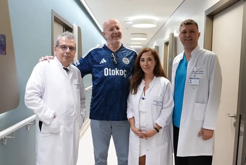 Acibadem Hastanesi Parkinson hastalığı semptomlarını yönetmede başarılı bir tedavi sunuyor.