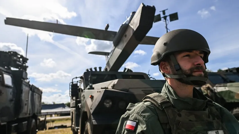 Poljska Rusya'nın drone saldırıları nedeniyle askeri operasyonları başlattı.