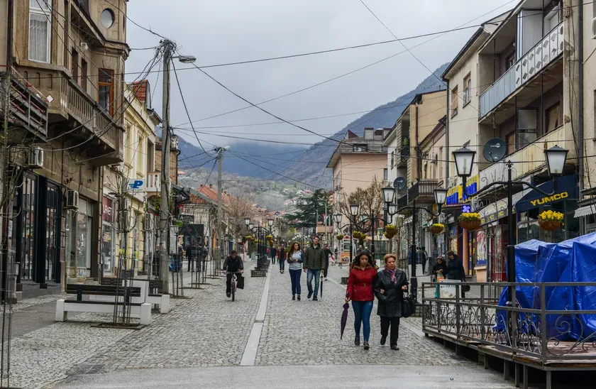 Sırbistan'ın Vranje kentinde eski fabrika işçileri ödenmeyen maaşları için protesto düzenledi