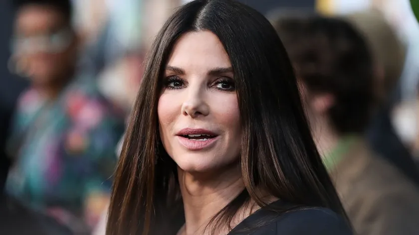 Sandra Bullock, "Praktik Magiya 2" filminin tanıtımında 'Gravitasyon' filmiyle ilgili detayları paylaştı.
