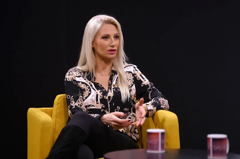 Sırp Oyuncu Jelena Jovičić beş ay tükettiği tiroit sorunlarına özel tarifini açıkladı