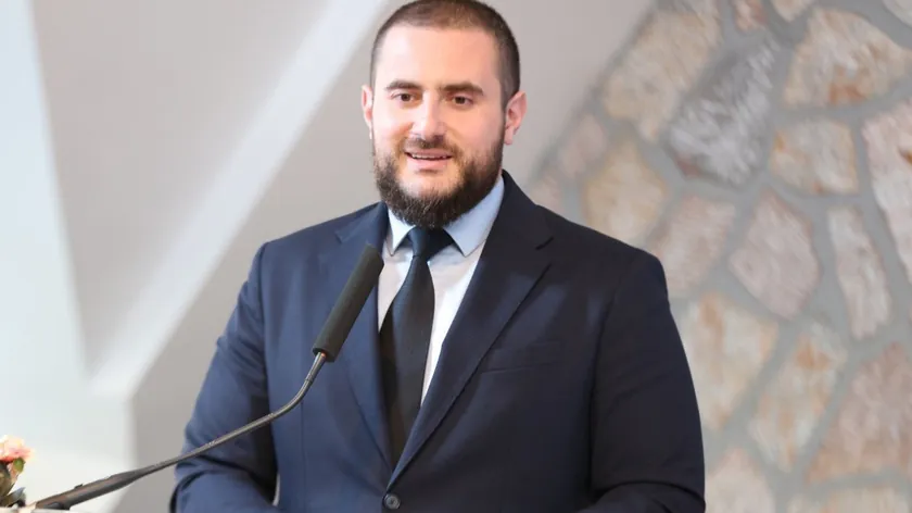 Sırbistan'da Stranke Pravde ve Pomirenja (SPP) "Usame Zukorlić Birleşme Hareketi" adlı liste RIK'e 250 milletvekili adayı listesini sundu.