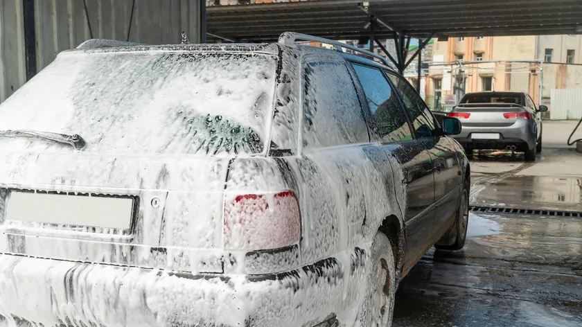 Yazın sıcaklıkları sürücüler için zorluklar getiriyor ve araçların her zaman temiz olmasını istemek bu günlerde beklenmedik bir maliyet yaratabilir.