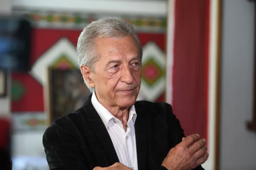 Sırp müzisyen Miroslav Ilić'in amcasının kardeşi Mrčajevcima'da trajik bir şekilde hayatını kaybetti.