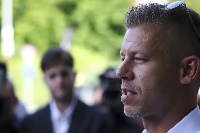 Macaristanlı Peter Mađar: Savaşta olan Ukrayna'nın Avrupa Birliği'ne kabulü mümkün değil.