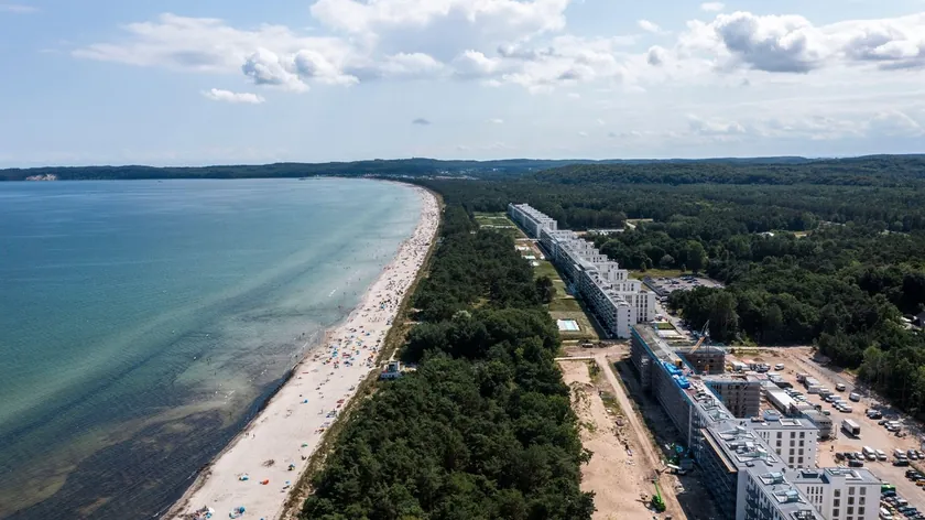Nazi Almanya'da 20.000 Misafir İçmek Üzere Bir Otel Yapmıştı