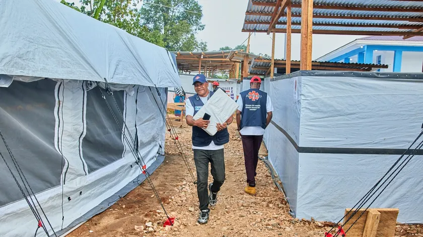 Demokratik Kongo'da Eboladan Ölenlerin Sayısı 1.000'i Aştı