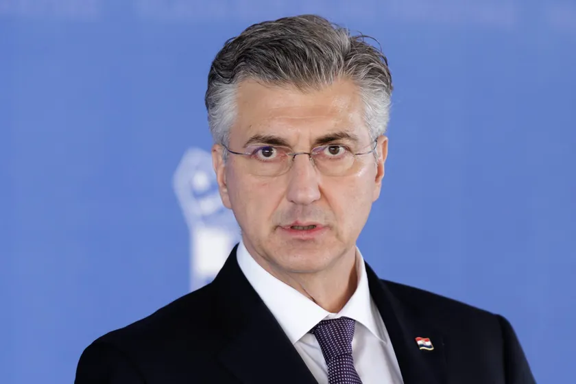 Hırvatistan Başbakanı Plenković, Rafale'lerin Ekipmanını Savundu