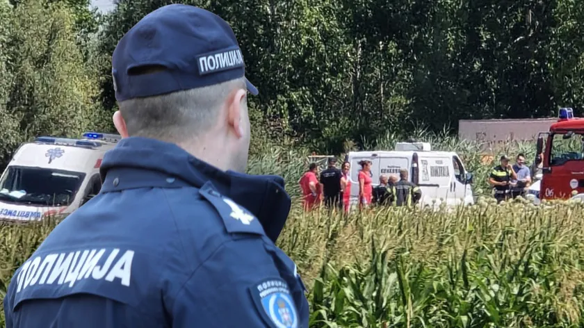Sırbistan'ın Novog Sada kentinde meydana gelen ağır bir trafik kazasında üç genç hayatını kaybetti.
