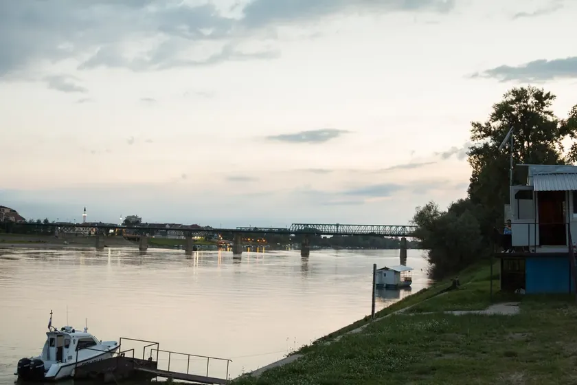 Üç ceset Sav Nehri'nde bulundu