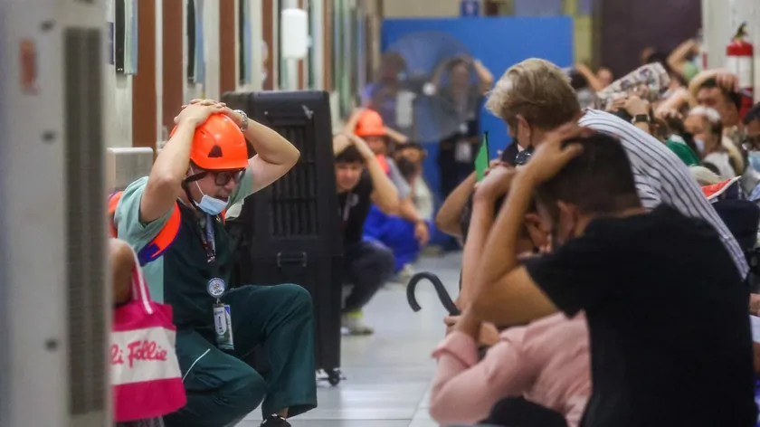 Filipinler'de 6,3 büyüklüğünde bir deprem meydana geldi.