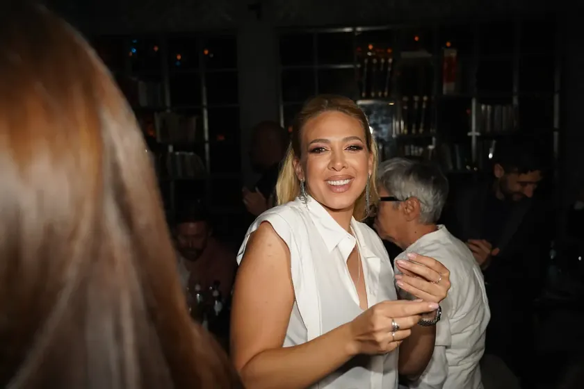 Sırbistanlı Şarkıcı Milica Todorović'in Doğumu Sorunsuz Gerçekleşti, Anne ve Bebek İyi