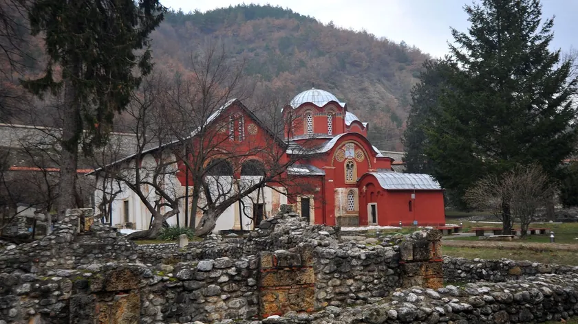 Peć Arkeoloji Müzesi, Sırp Patrikhanesi'ni Geçmişinden Kopararak Farklı Şekilde Tanıttı