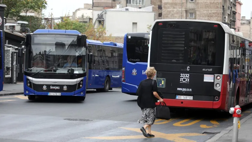 Novi Beograd'da yol çalışması nedeniyle 10 otobüs hattı güzergâh değiştiriyor