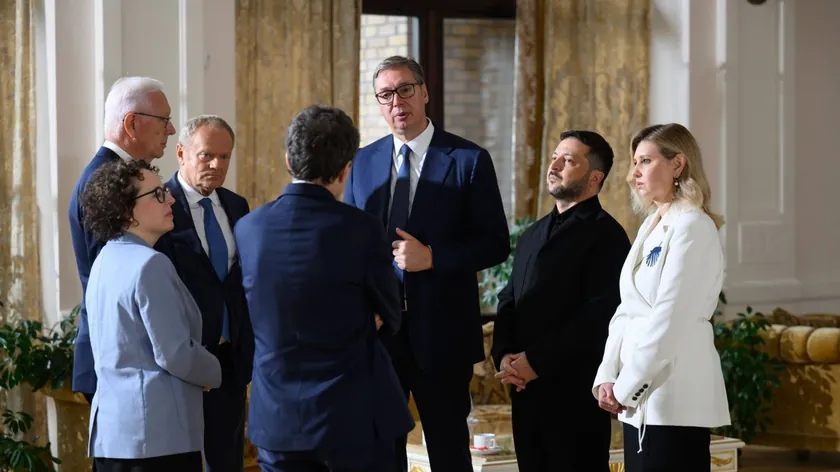 Zelenski, Vučić ile görüşerek Karpatlar İnisiyatifi'nde önemli konularda konuştu.